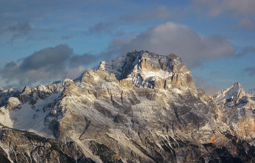 Cortina: distacco parete rocciosa del Sorapis